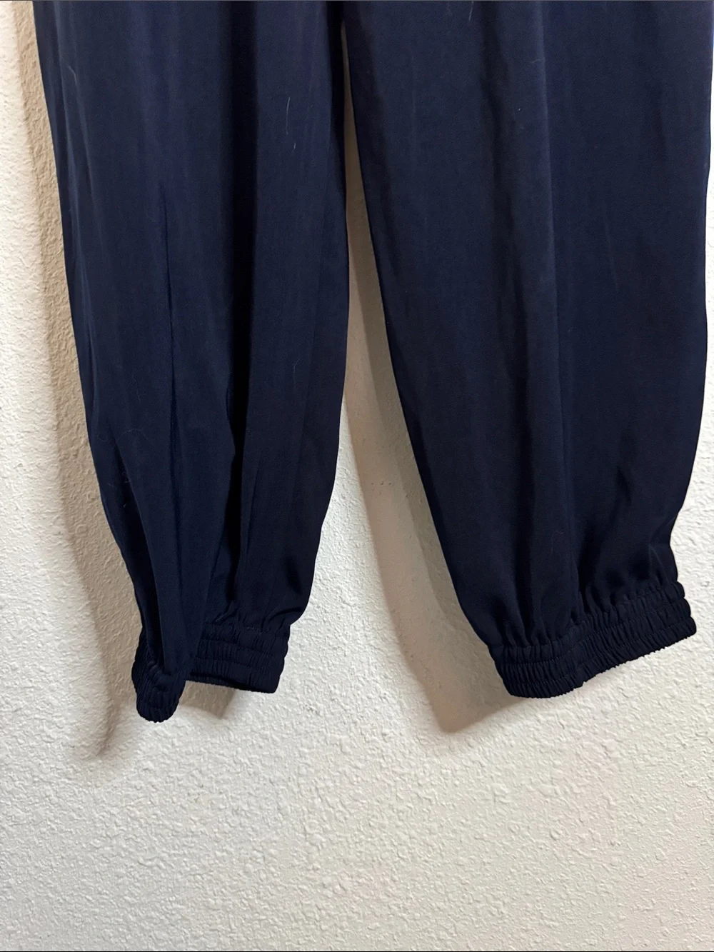 Gibson Latimer Dark Navy Sleeveless Drawstring Jumpsuit - Picture 4 of 7